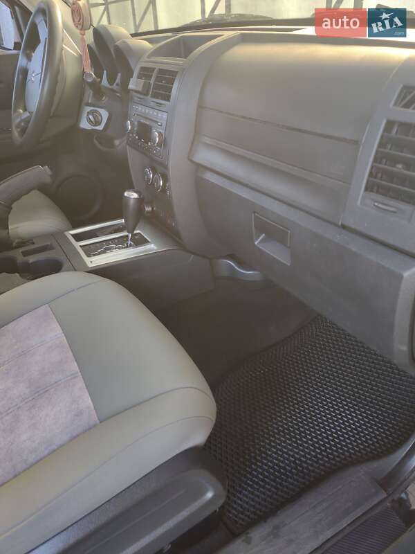 Позашляховик / Кросовер Dodge Nitro 2007 в Кропивницькому