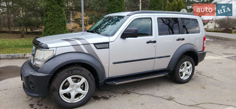 Внедорожник / Кроссовер Dodge Nitro 2007 в Берегомете