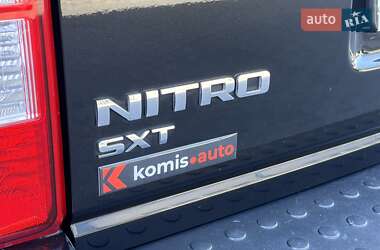 Позашляховик / Кросовер Dodge Nitro 2008 в 