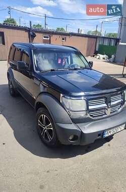 Внедорожник / Кроссовер Dodge Nitro 2007 в 