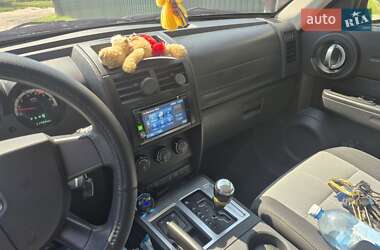 Внедорожник / Кроссовер Dodge Nitro 2007 в 