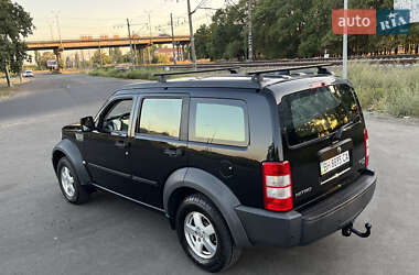 Внедорожник / Кроссовер Dodge Nitro 2008 в 