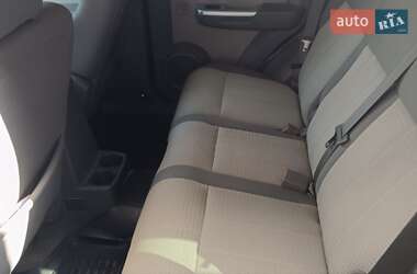 Внедорожник / Кроссовер Dodge Nitro 2007 в 