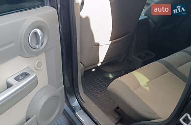 Внедорожник / Кроссовер Dodge Nitro 2007 в 