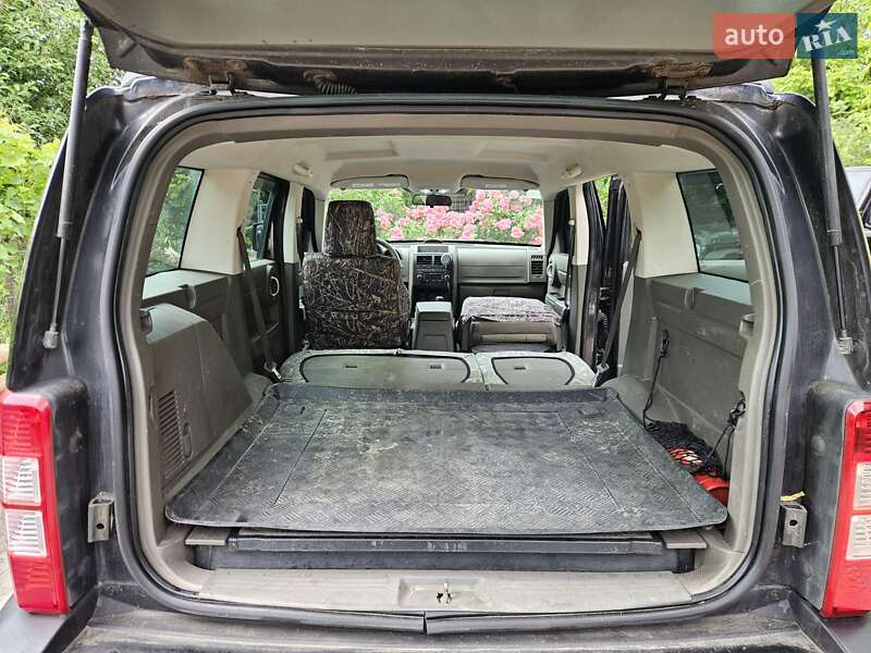 Внедорожник / Кроссовер Dodge Nitro 2007 в Киеве