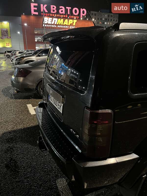 Внедорожник / Кроссовер Dodge Nitro 2008 в Черновцах