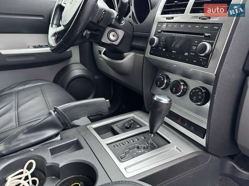 Внедорожник / Кроссовер Dodge Nitro 2007 в Днепре