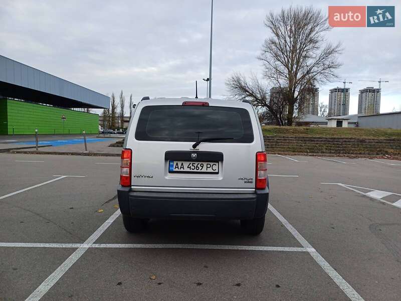 Внедорожник / Кроссовер Dodge Nitro 2008 в Киеве фото 6 Внедорожник / Кроссовер Dodge Nitro 2008 в Киеве