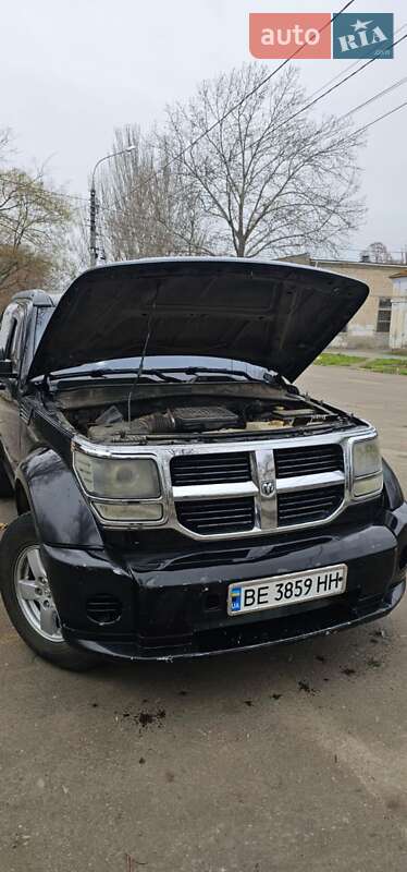 Внедорожник / Кроссовер Dodge Nitro 2007 в Николаеве