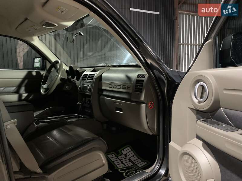 Позашляховик / Кросовер Dodge Nitro 2007 в Одесі