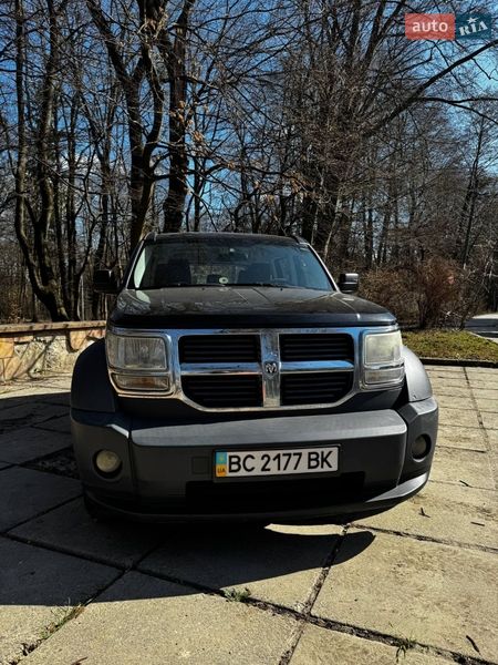Внедорожник / Кроссовер Dodge Nitro 2008 в Львове