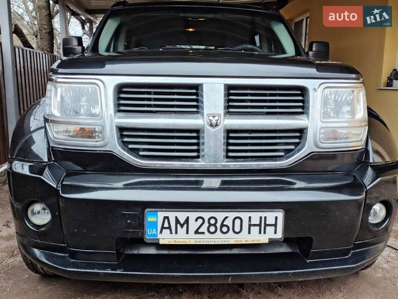 Позашляховик / Кросовер Dodge Nitro 2008 в Житомирі