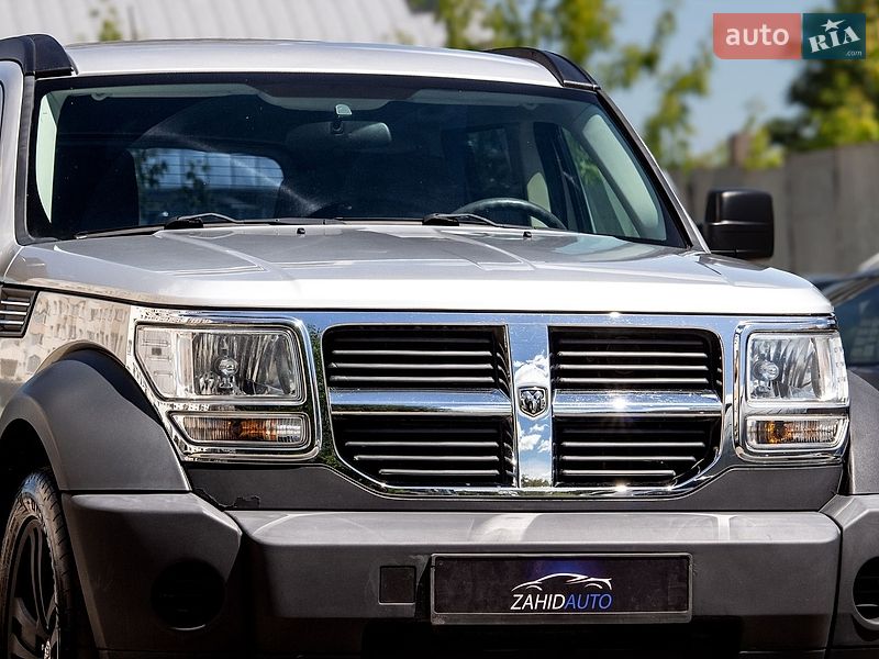 Внедорожник / Кроссовер Dodge Nitro 2007 в Львове