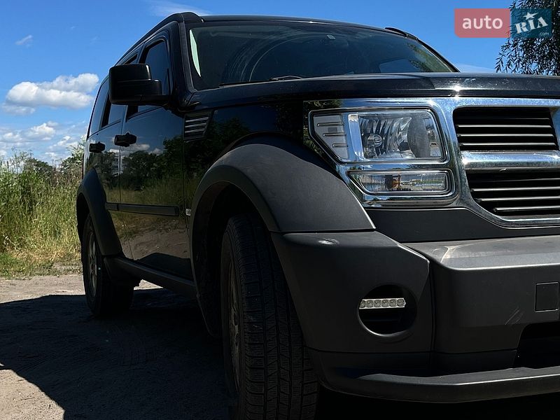 Внедорожник / Кроссовер Dodge Nitro 2007 в Харькове