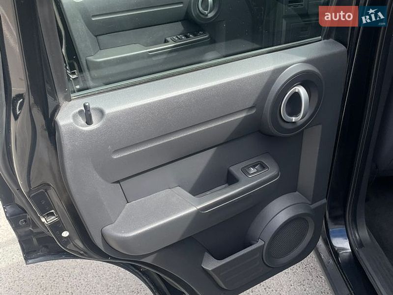 Позашляховик / Кросовер Dodge Nitro 2007 в Львові