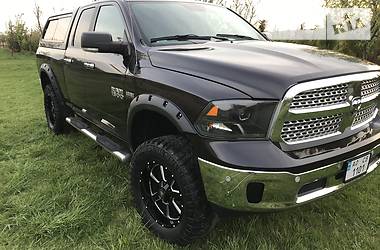 Dodge RAM 1500 2016