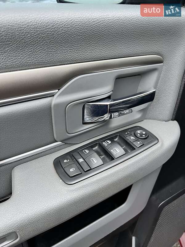 Пикап Dodge RAM 1500 2016 в Полтаве