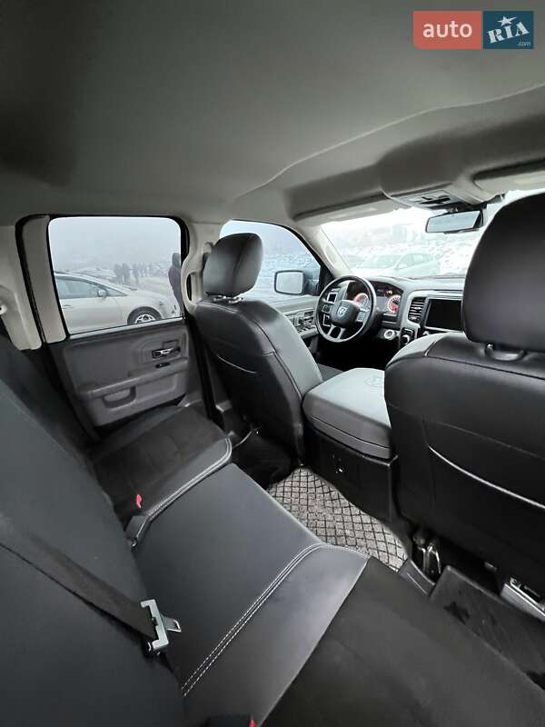Пикап Dodge RAM 1500 2016 в Полтаве