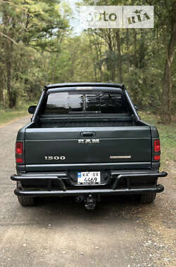 Пикап Dodge RAM 1500 2000 в 