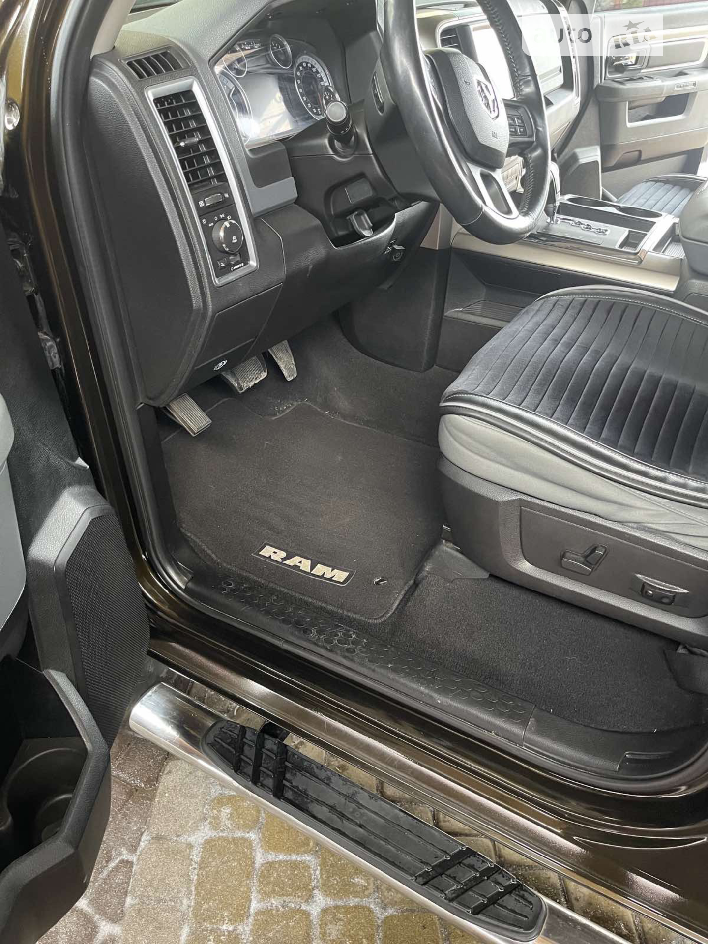 2013 Dodge RAM - мініатюра 14