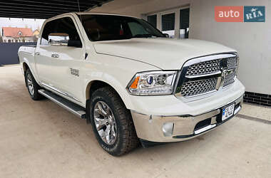 Dodge RAM 1500 2015