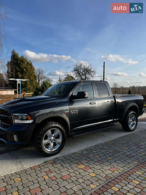 Dodge RAM 1500 2013