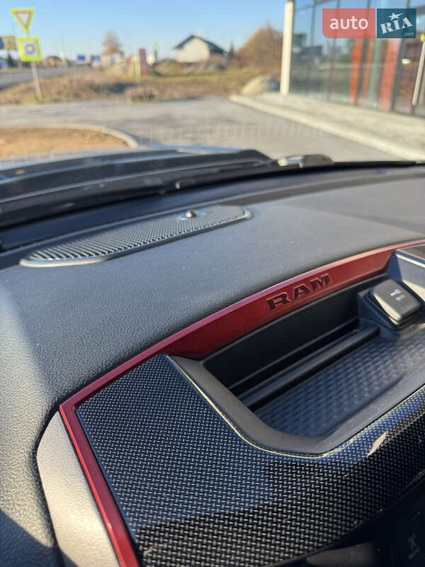 Пікап Dodge RAM 1500 2019 в Ужгороді