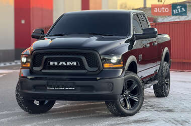 Dodge RAM 1500 2021