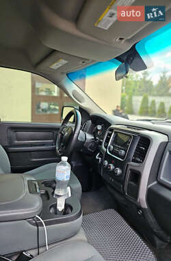 Пикап Dodge RAM 1500 2015 в 