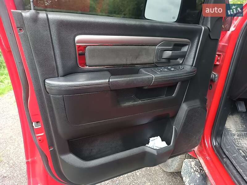Пикап Dodge RAM 1500 2015 в Львове фото 49 Пикап Dodge RAM 1500 2015 в Львове