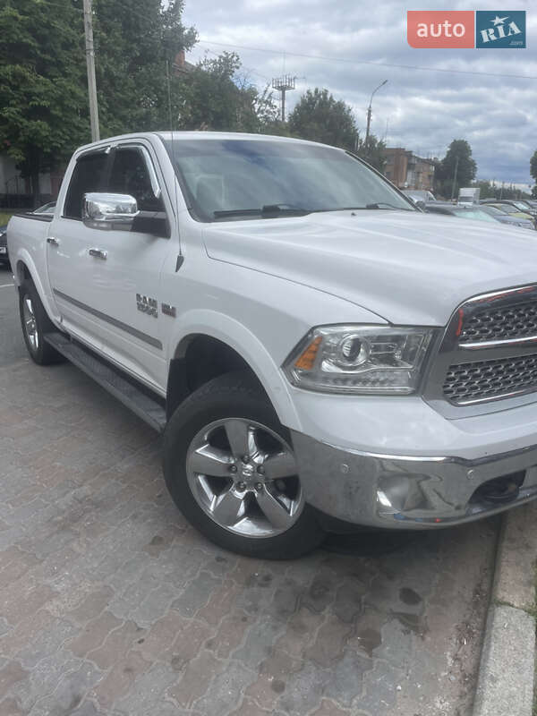 Пикап Dodge RAM 1500 2015 в Черкассах