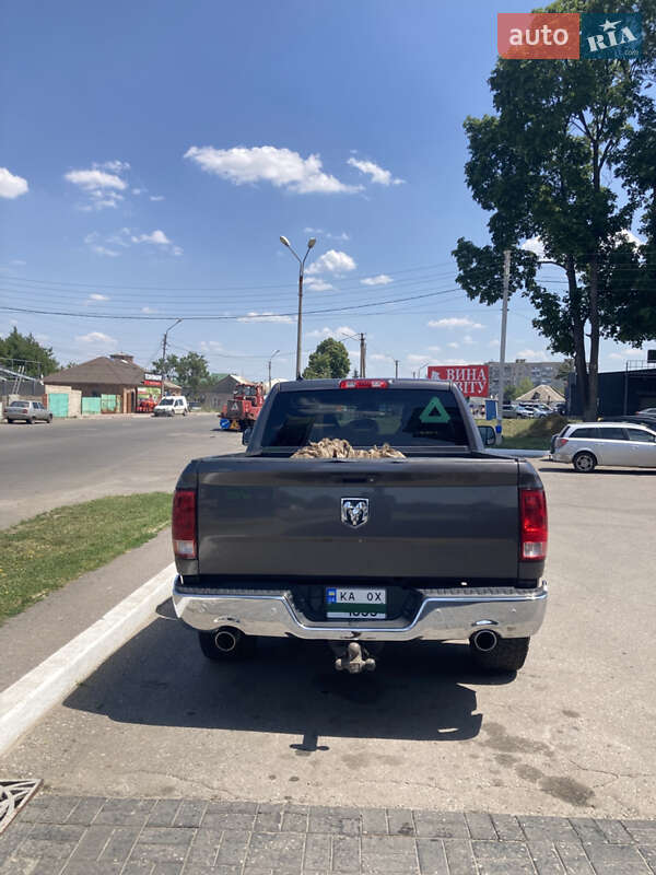 Пикап Dodge RAM 1500 2014 в Лозовой