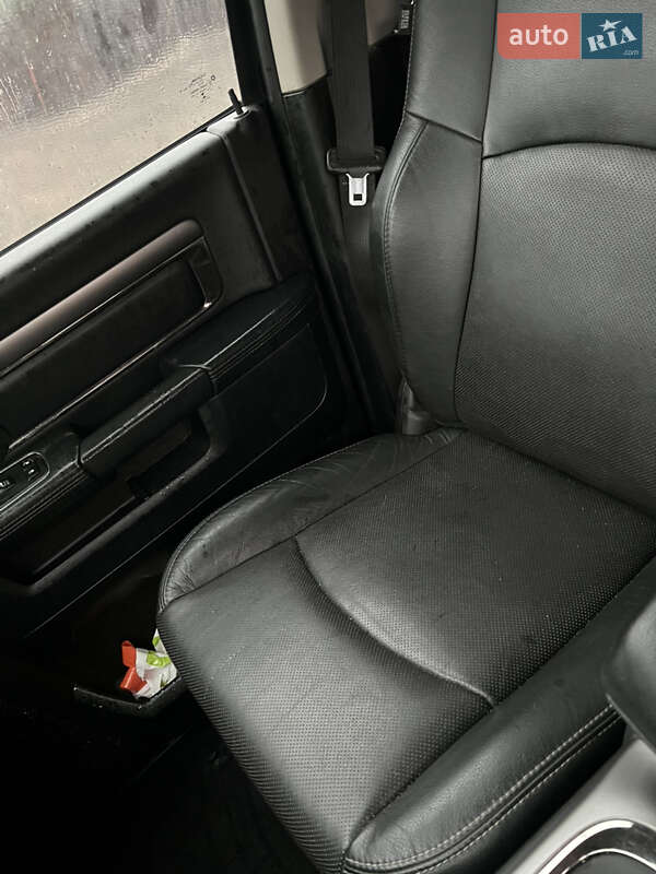 Пикап Dodge RAM 1500 2015 в Житомире