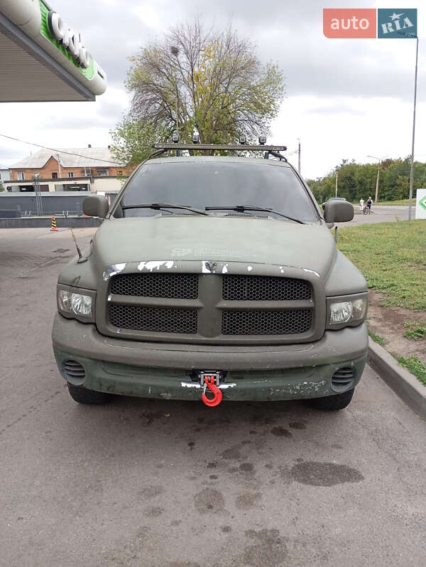 Dodge RAM 1500 2004