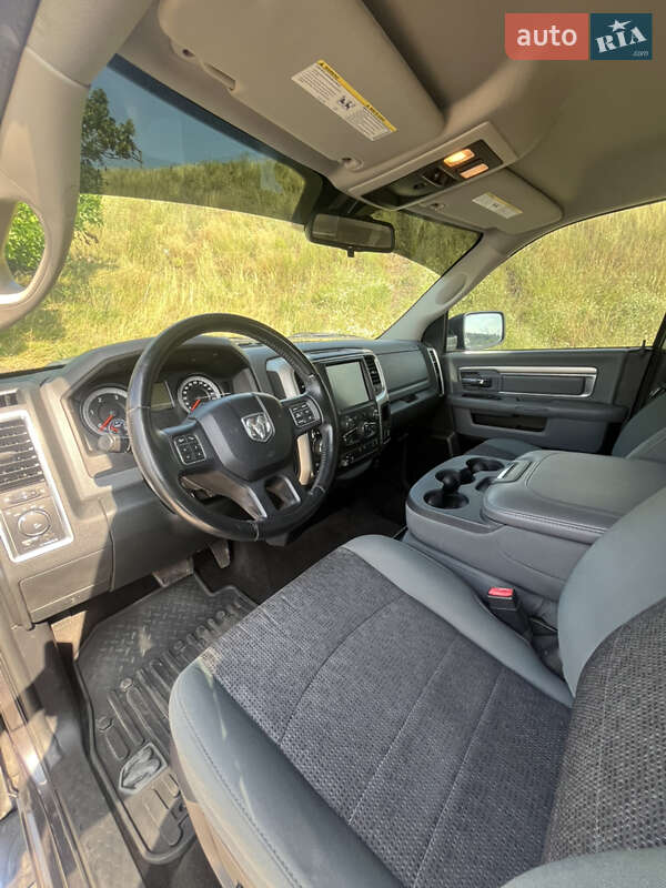 Пикап Dodge RAM 1500 2014 в Черкассах фото 20 Пикап Dodge RAM 1500 2014 в Черкассах