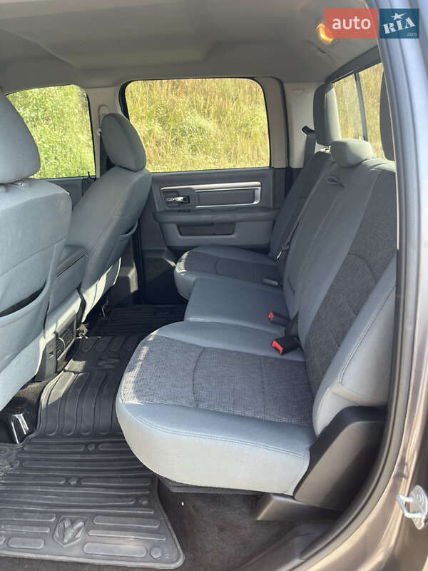 Пикап Dodge RAM 1500 2014 в Черкассах фото 23 Пикап Dodge RAM 1500 2014 в Черкассах