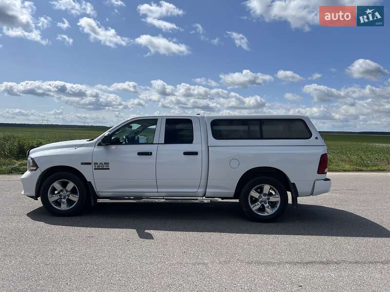 Пикап Dodge RAM 1500 2015 в Львове