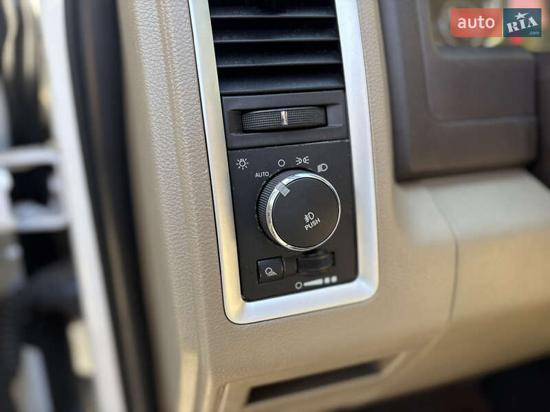 Пикап Dodge RAM 1500 2013 в Киеве