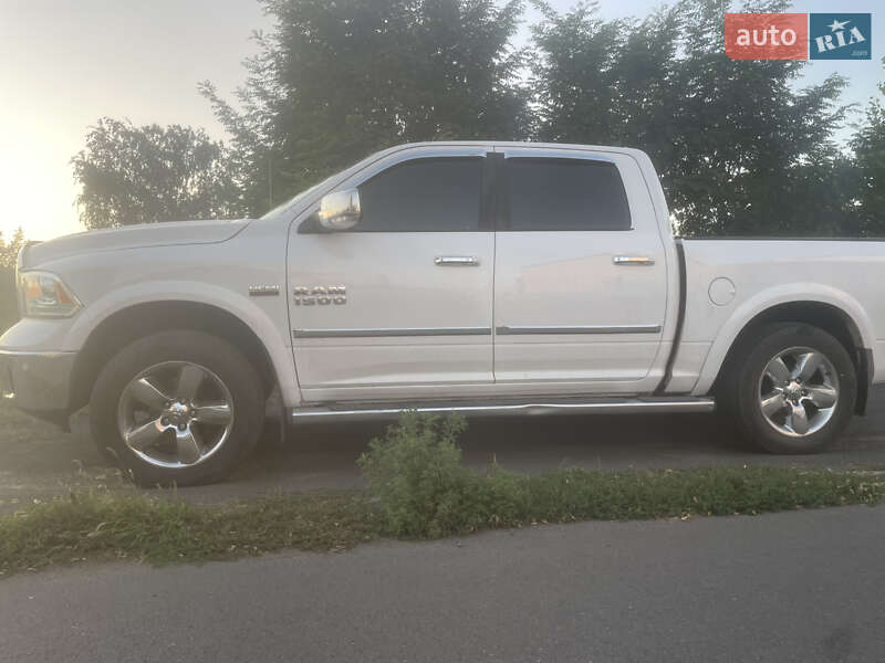 Пикап Dodge RAM 1500 2015 в Черкассах