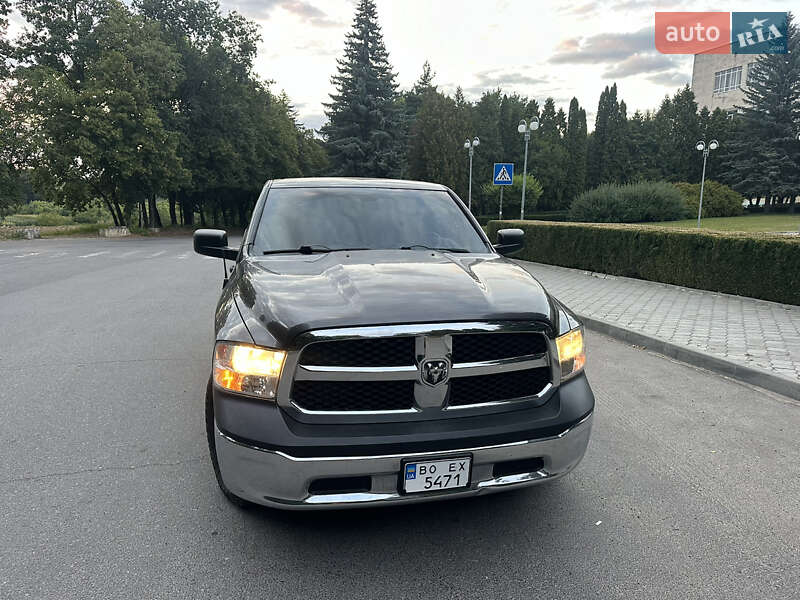Пикап Dodge RAM 1500 2015 в Львове