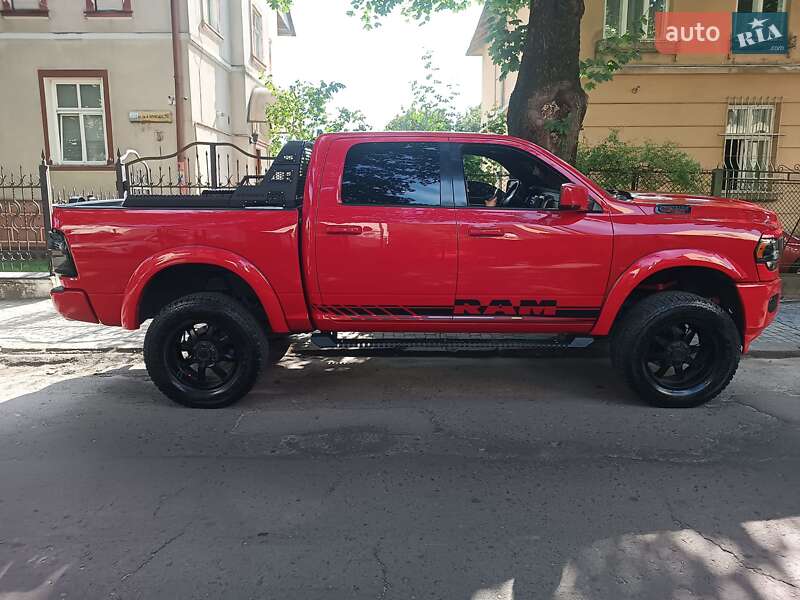 Пикап Dodge RAM 1500 2015 в Львове фото 2 Пикап Dodge RAM 1500 2015 в Львове