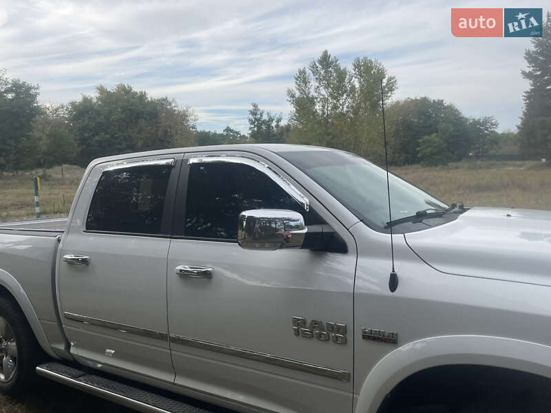 Пикап Dodge RAM 1500 2015 в Черкассах