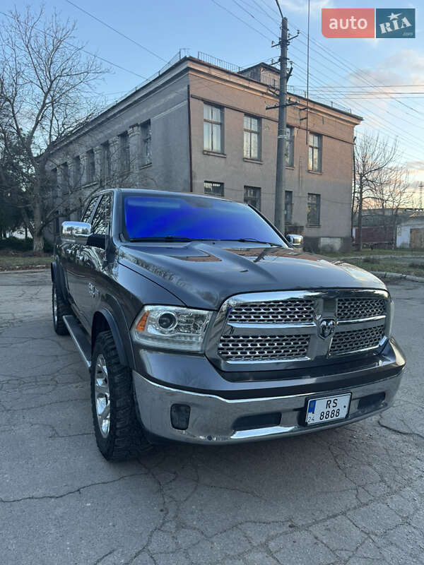 Пикап Dodge RAM 1500 2015 в Софиевке фото 21 Пикап Dodge RAM 1500 2015 в Софиевке
