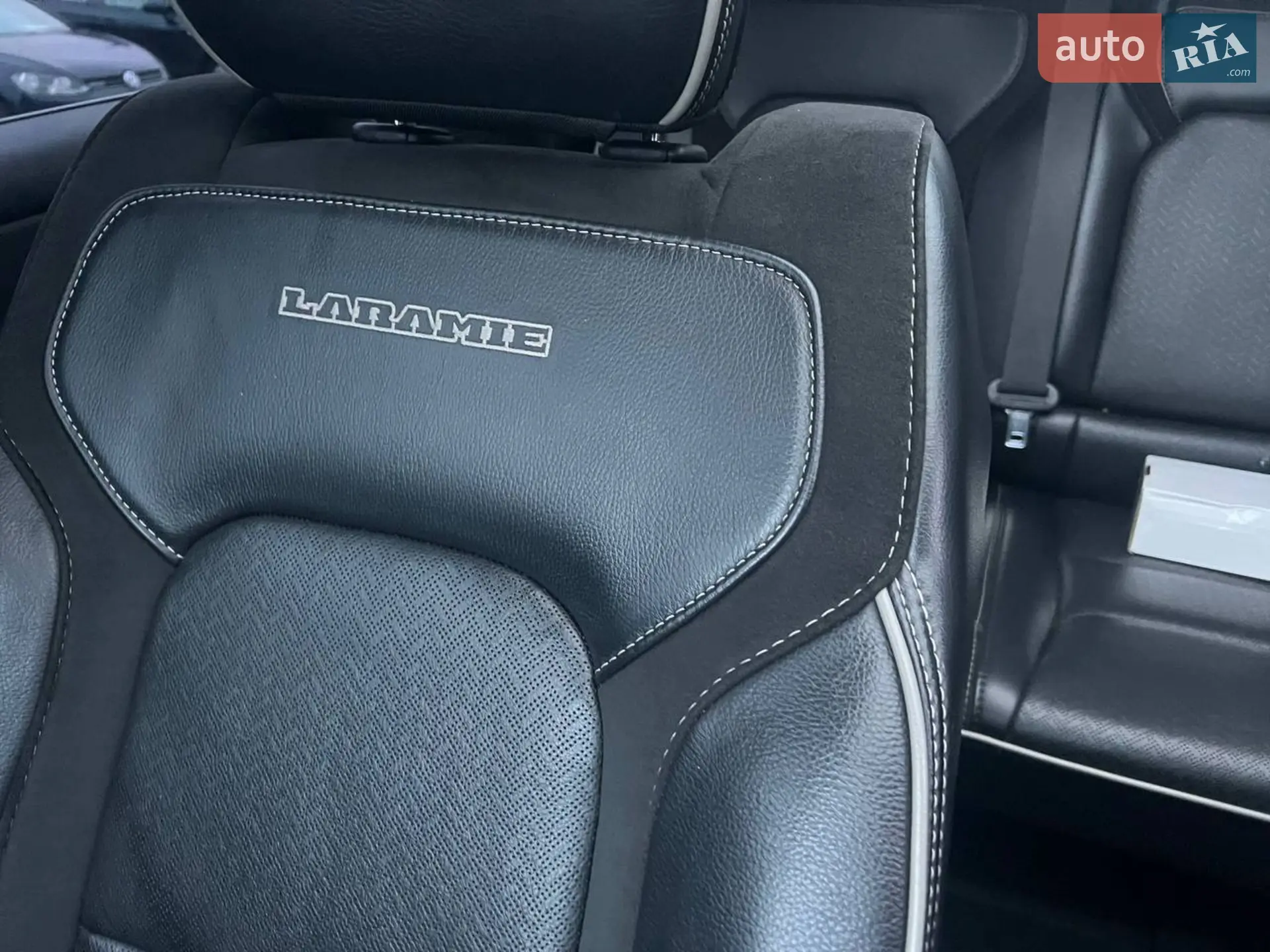 2020 Dodge RAM - мініатюра 9