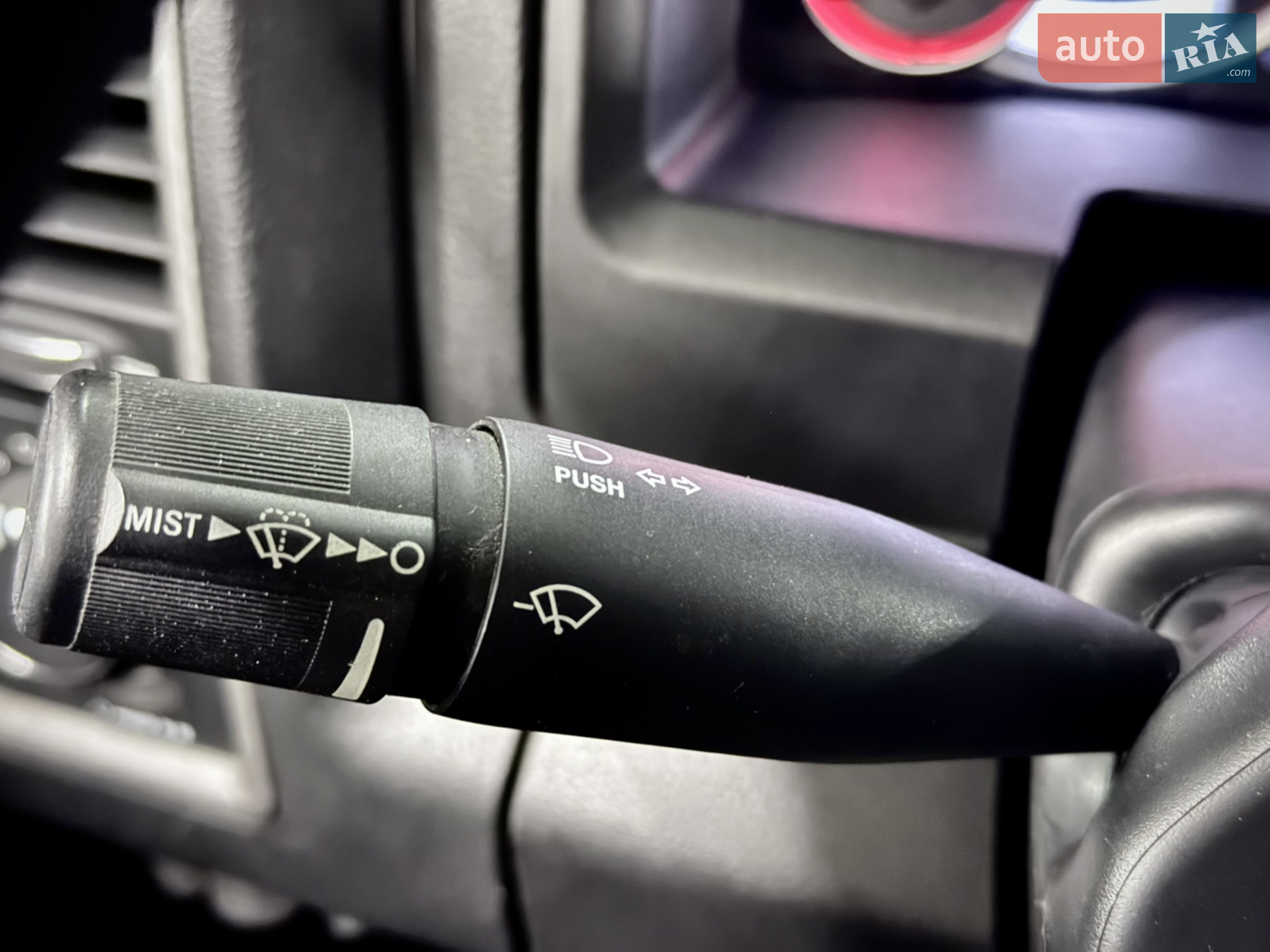 2021 Dodge RAM - мініатюра 27