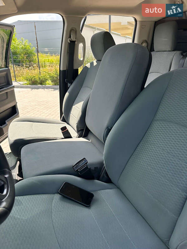 Пикап Dodge RAM 1500 2015 в Львове