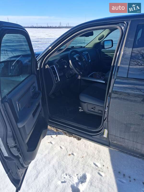 Пікап Dodge RAM 1500 2018 в Кропивницькому