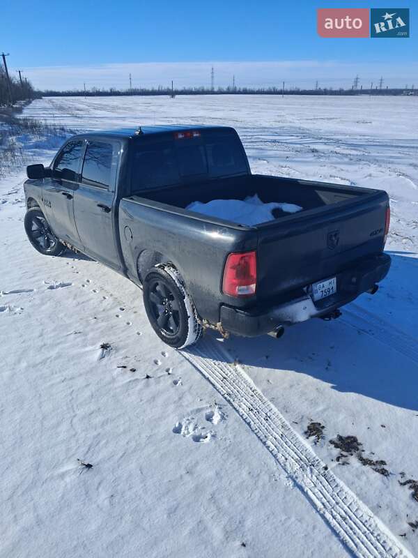 Пікап Dodge RAM 1500 2018 в Кропивницькому