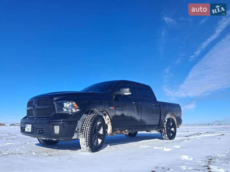 Пікап Dodge RAM 1500 2018 в Кропивницькому