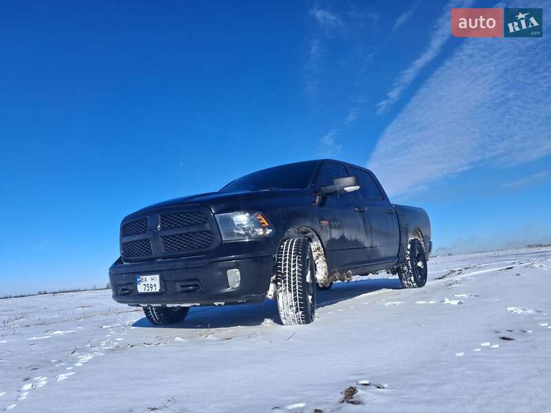 Пікап Dodge RAM 1500 2018 в Кропивницькому